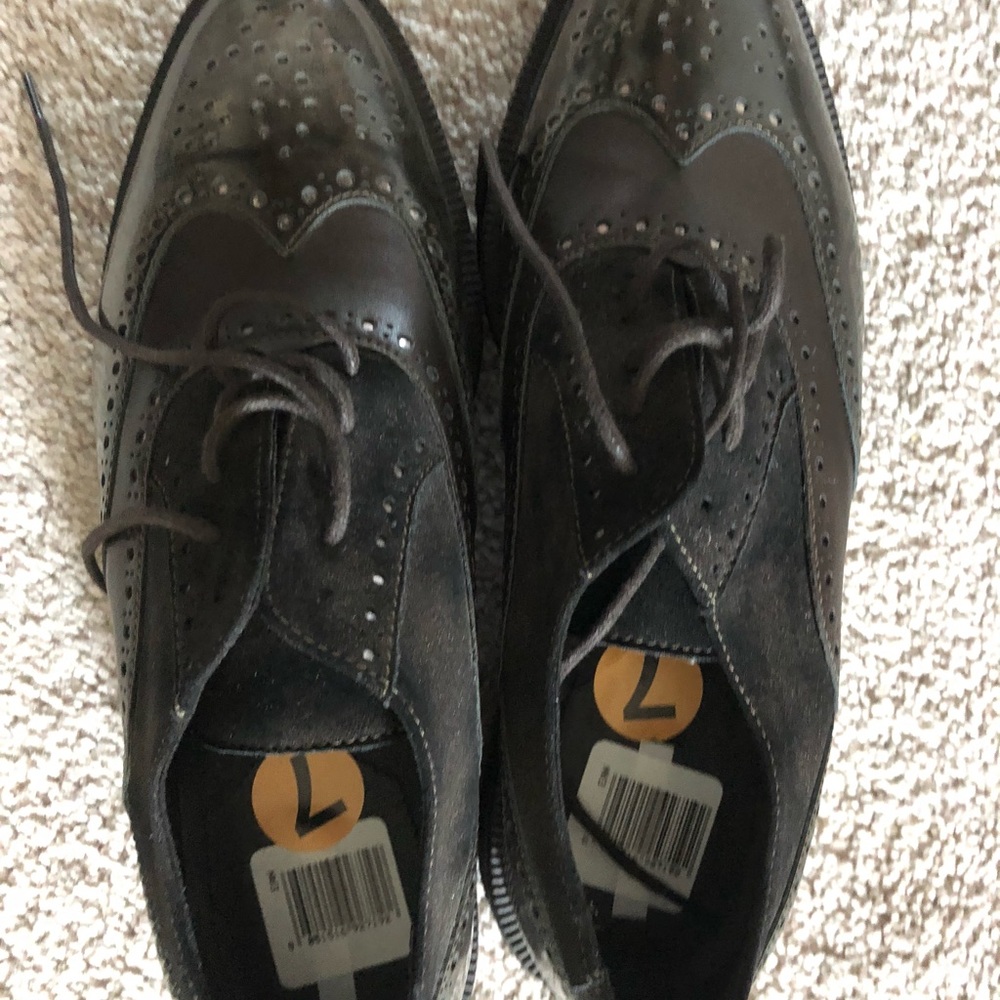 Geox Oxford Shoes NWT